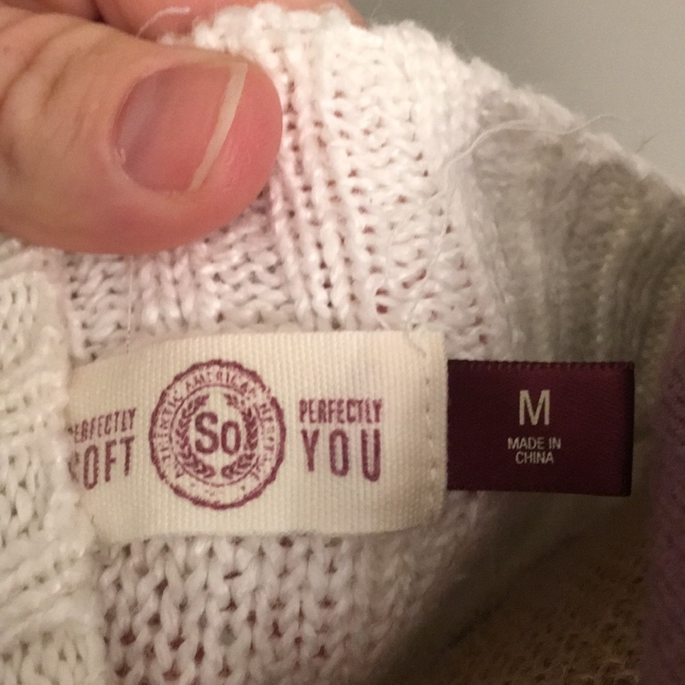 Cream Sweater - Picture 3 of 3